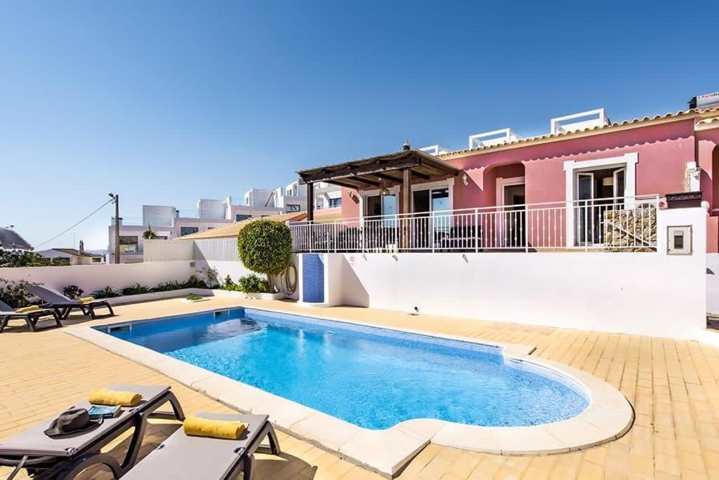 Casa Dos Pais - Fabulous 2 Bedroom House With Private Pool And Great Views *